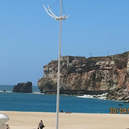 Pensión Baía Serena Nazaré